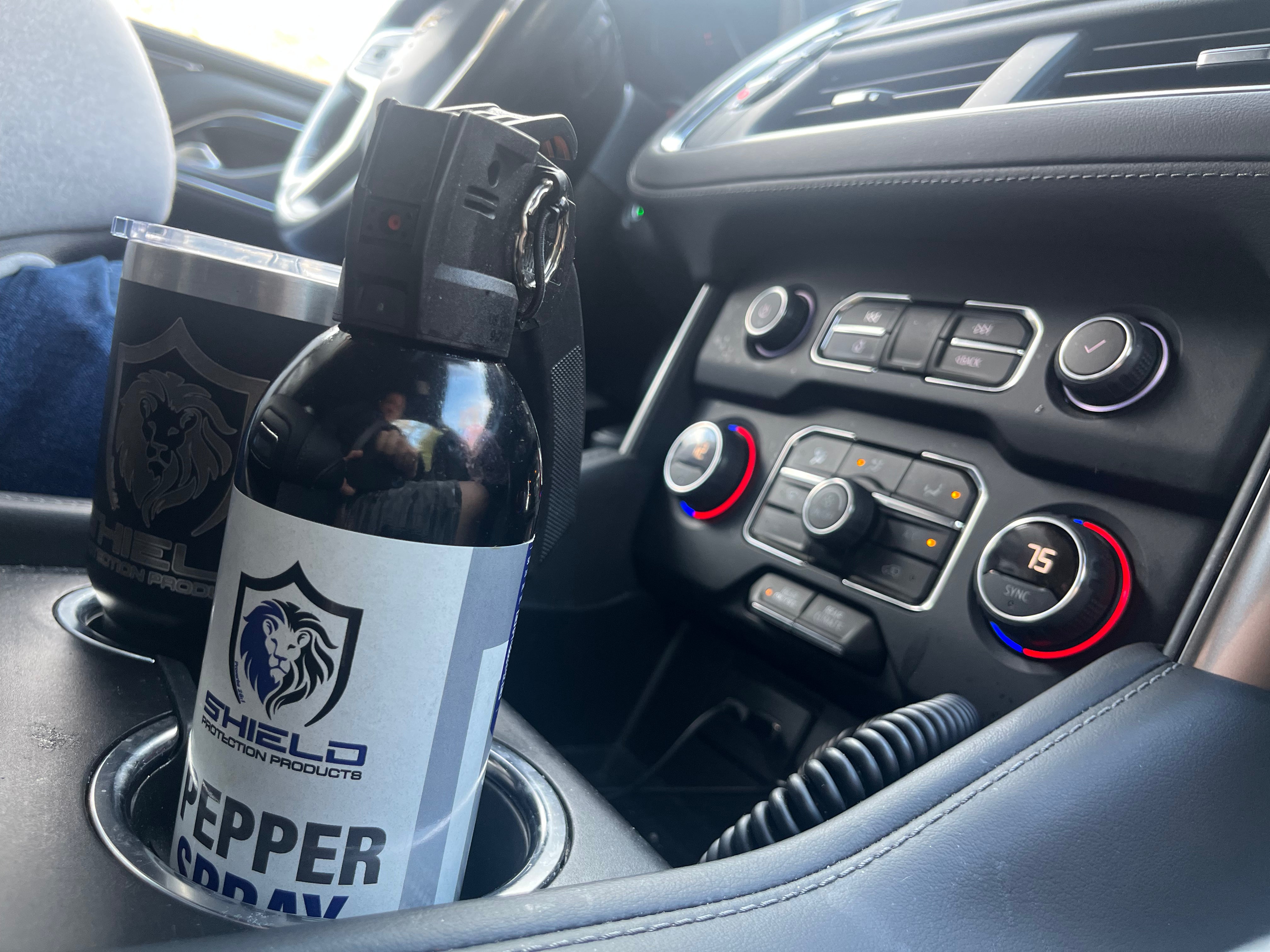 Bear mace pepper spray big can